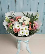 Букет цветов из:  Розы, Лизиантусы и Хризантемы в Совхозном Краснодарский край
