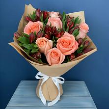 Букет цветов из:  Розы и Альстромерии в Совхозном Краснодарский край