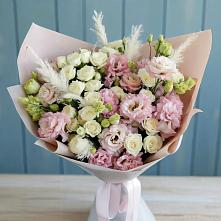 Букет цветов из:  Альстромерии и Розы в Совхозном Краснодарский край
