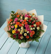 Букет Микс из разноцветных кустовых роз в Совхозном Краснодарский край