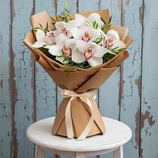 Букет цветов из:  Орхидеи и Розы в Совхозном Краснодарский край